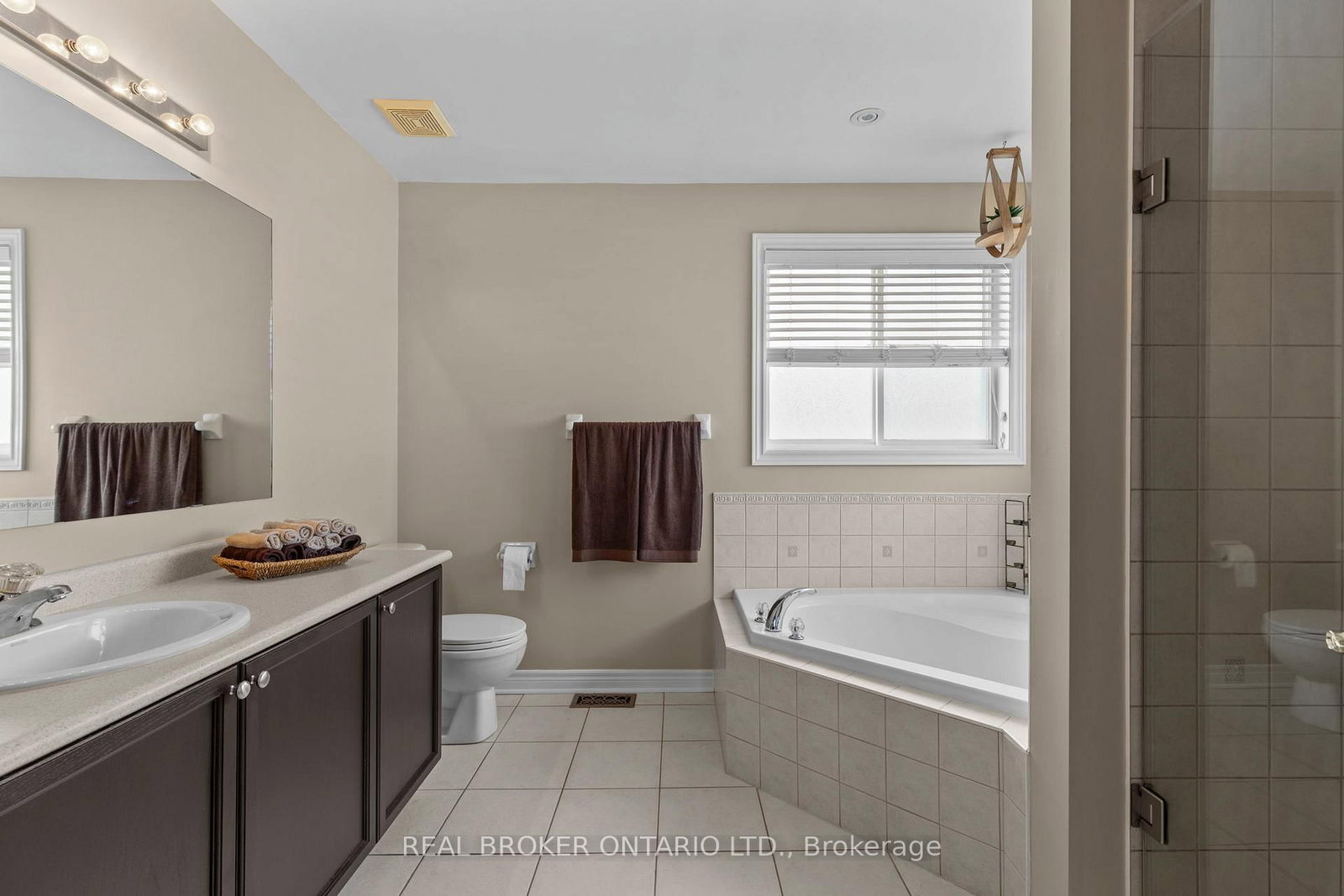17 CRANBERRY Lane • Barrie, ON photo 26