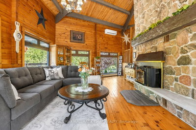 5159 Concession 7 Concession • Clearview, ON photo 8