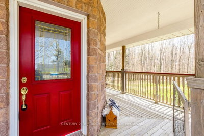 1187 French Road — photo 5