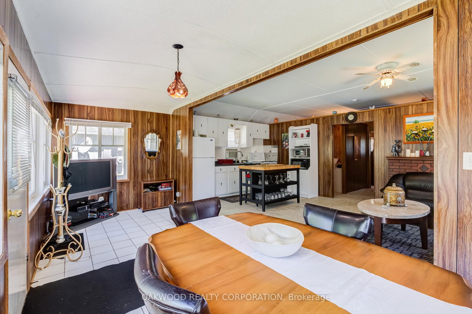 1981 S Tiny Beaches Road • Tiny, ON photo 14