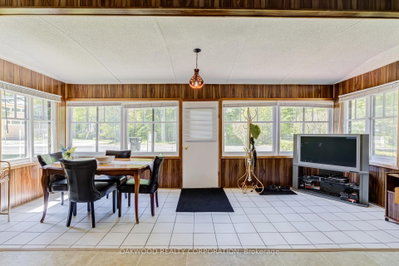 1981 S Tiny Beaches Road • Tiny, ON photo 9