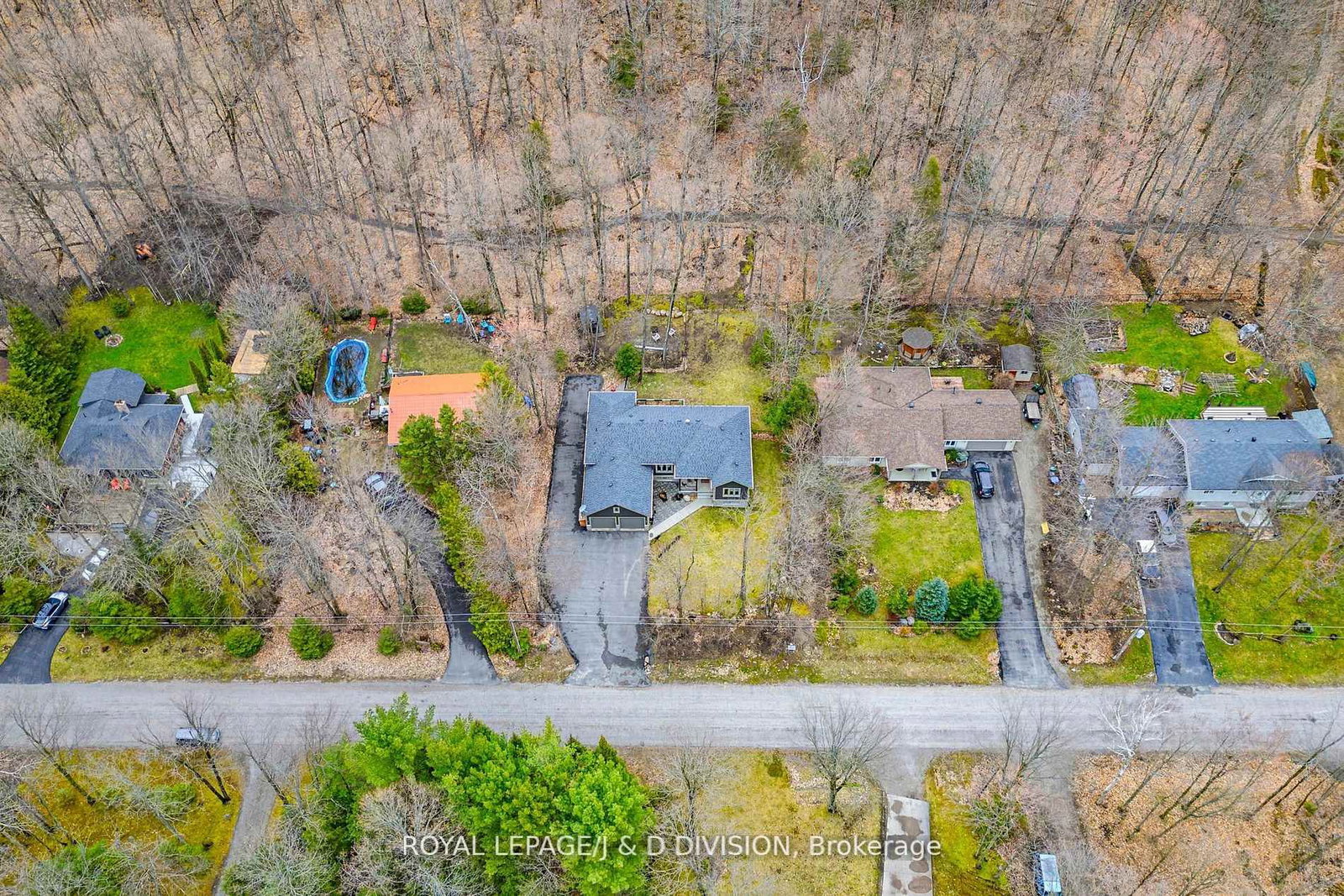 123 Desroches Trail • Tiny, ON photo 34