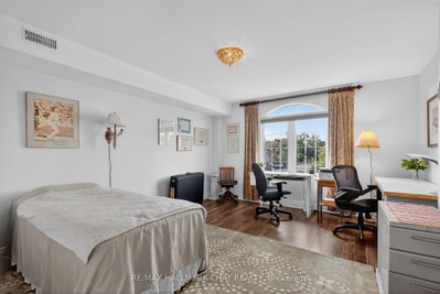 222 Steel Street • #10 • Barrie, ON photo 9