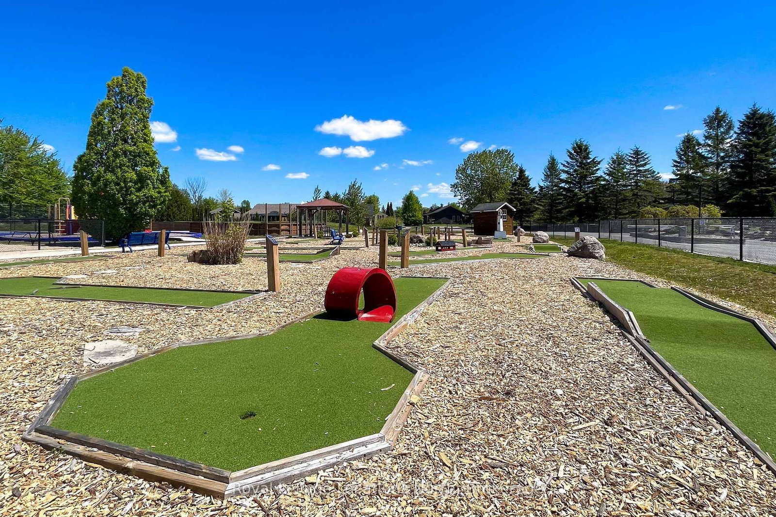 55 Topaz Street • Wasaga Beach, ON photo 24