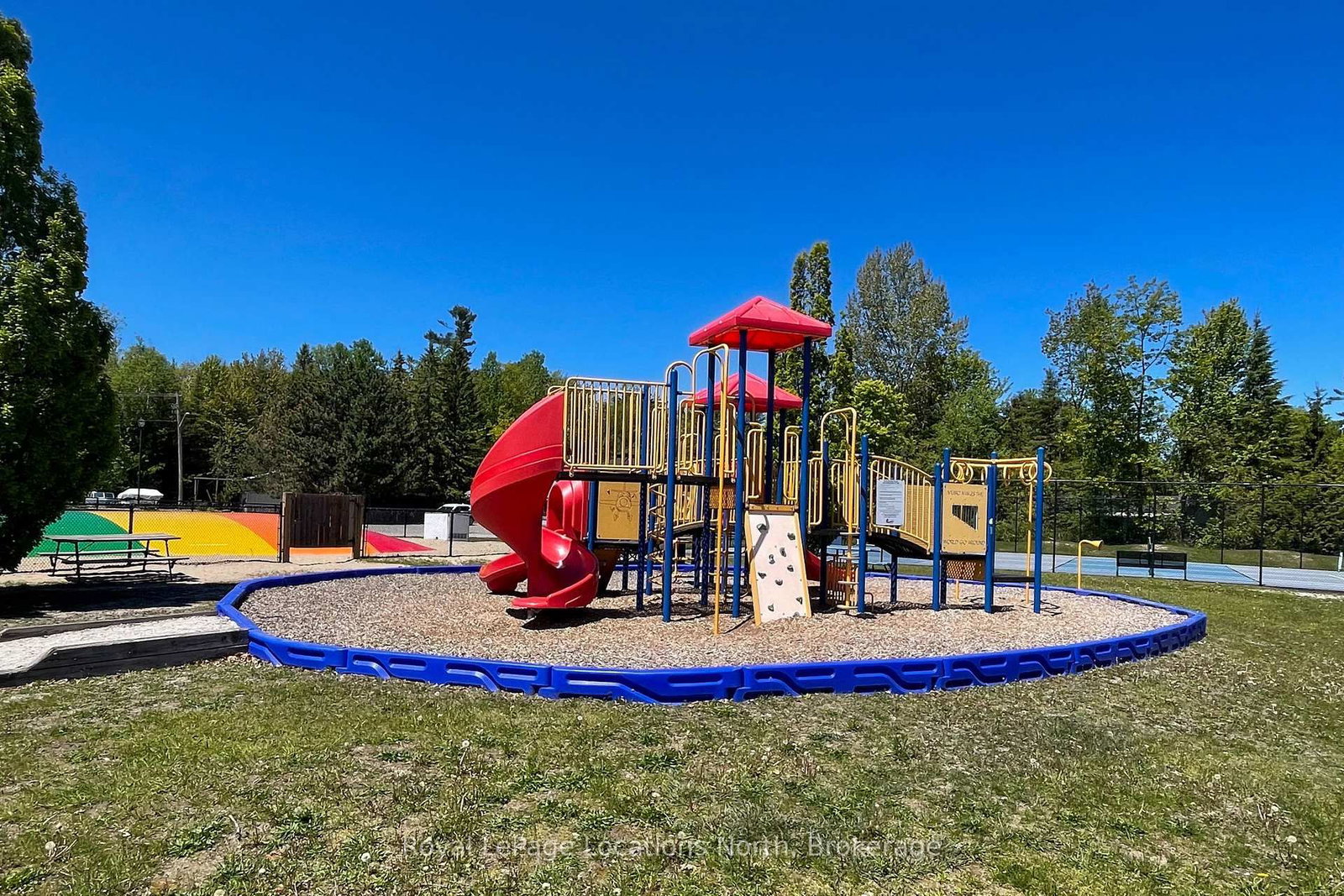 55 Topaz Street • Wasaga Beach, ON photo 26