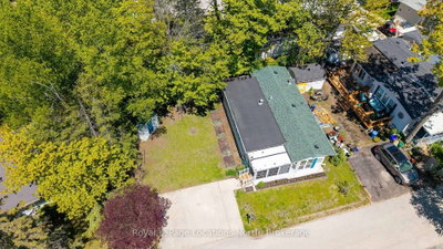 55 Topaz Street • Wasaga Beach, ON photo 3