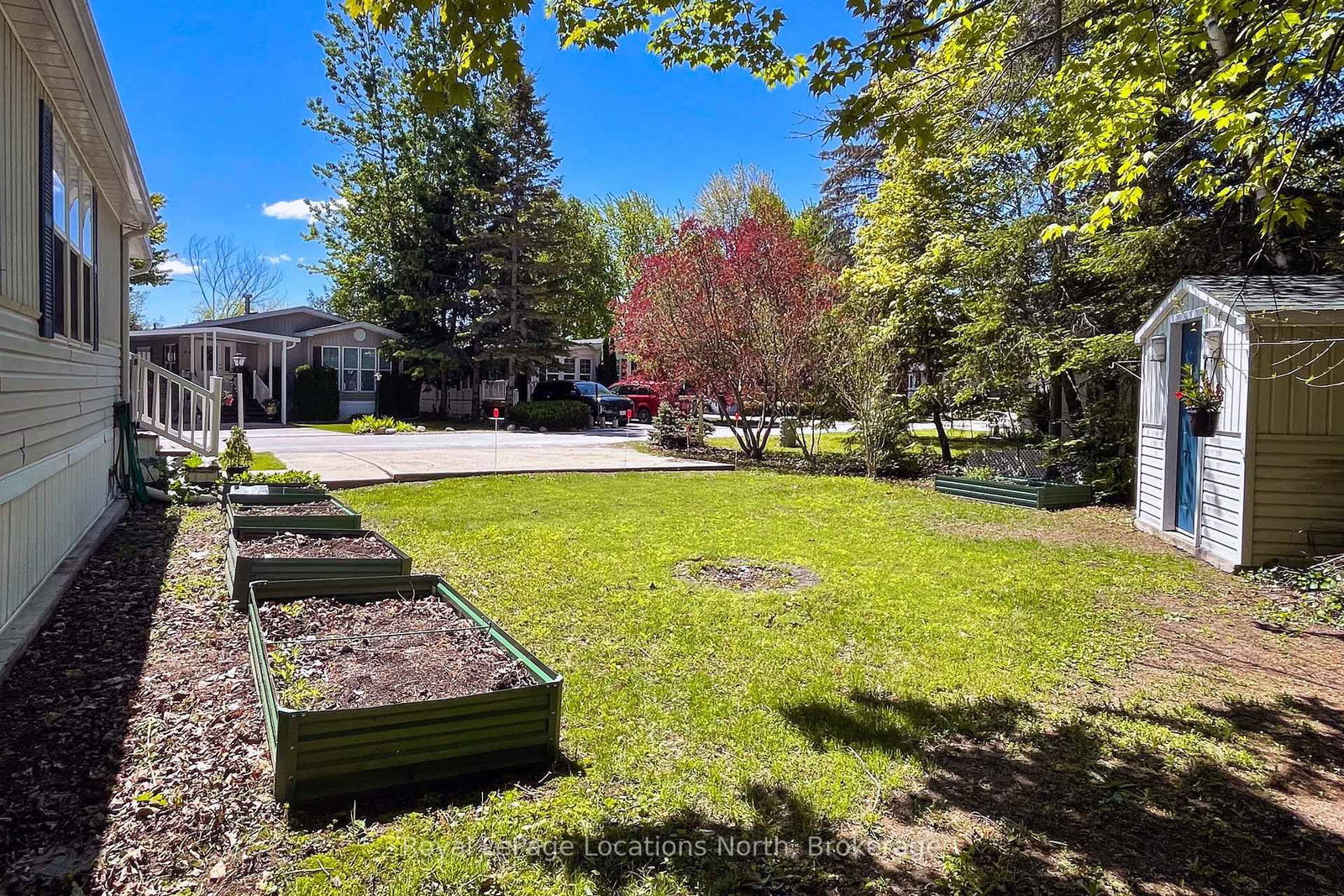 55 Topaz Street • Wasaga Beach, ON photo 5