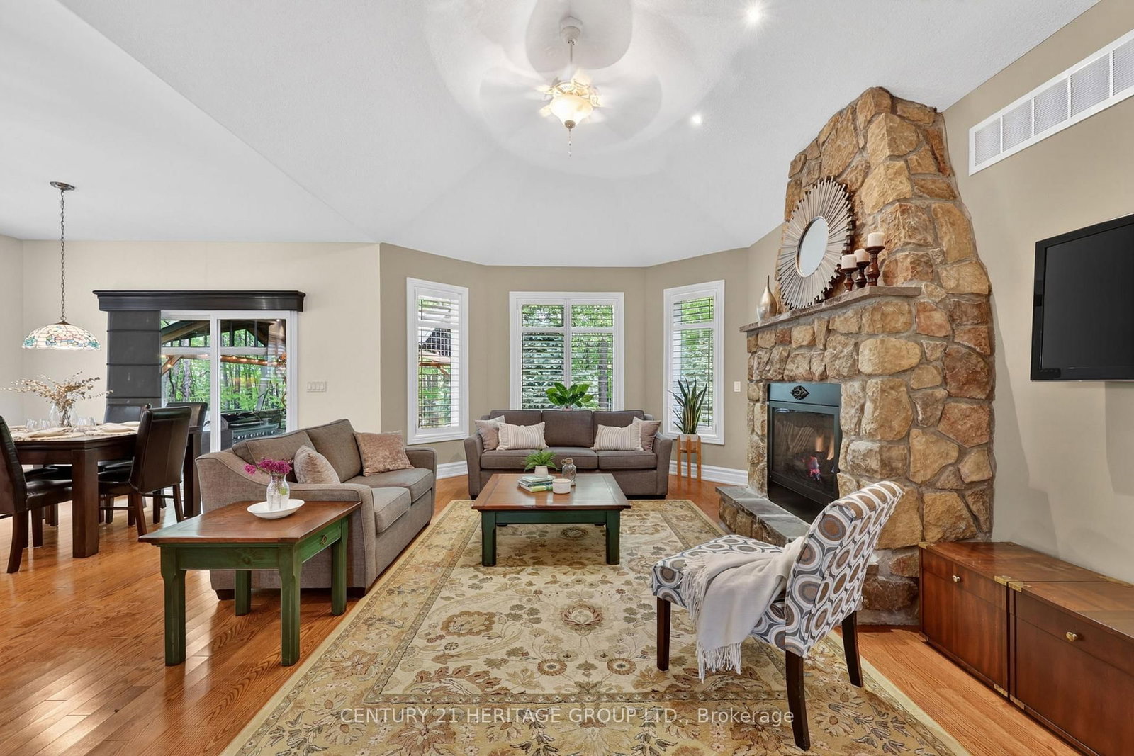22 Lloyd Cook Drive E • Springwater, ON photo 15