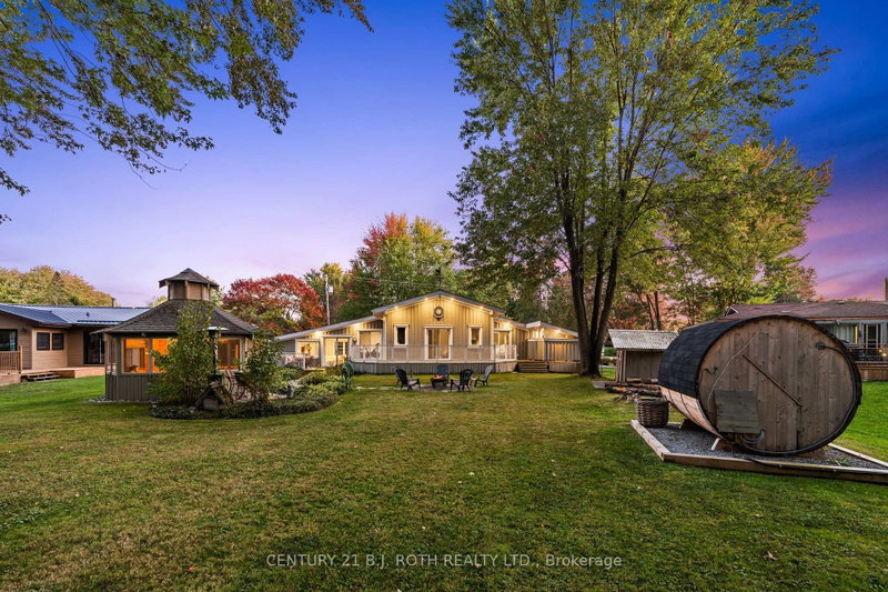 home for sale on 27 Poplar Crescent W