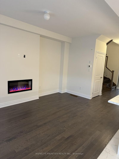10 Durham Avenue • Barrie, ON photo 3