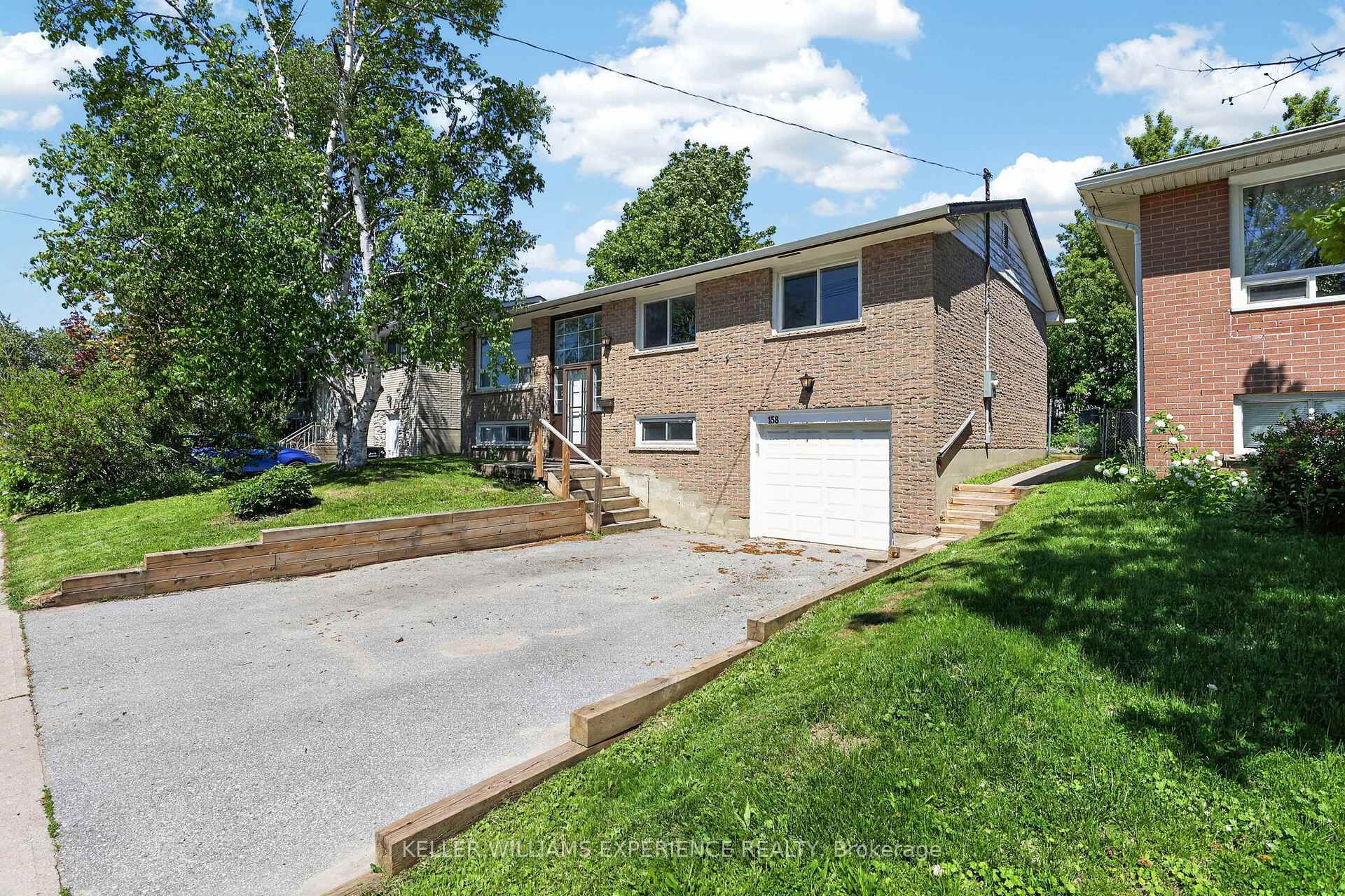 158 CUNDLES Road E