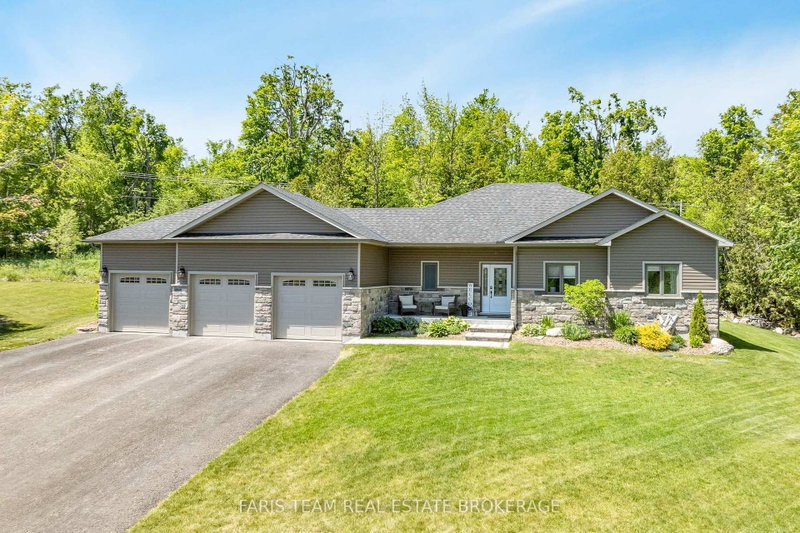 44 Bachly Ave, Oro-Medonte, Ontario
