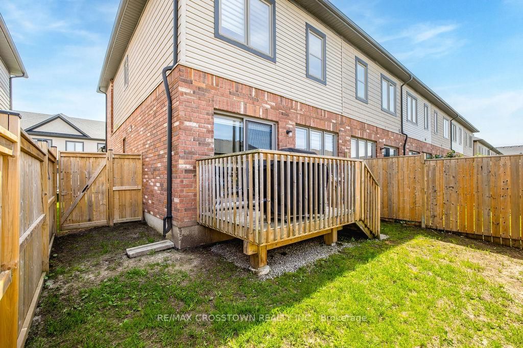 18 Deneb Street • Barrie, ON photo 20
