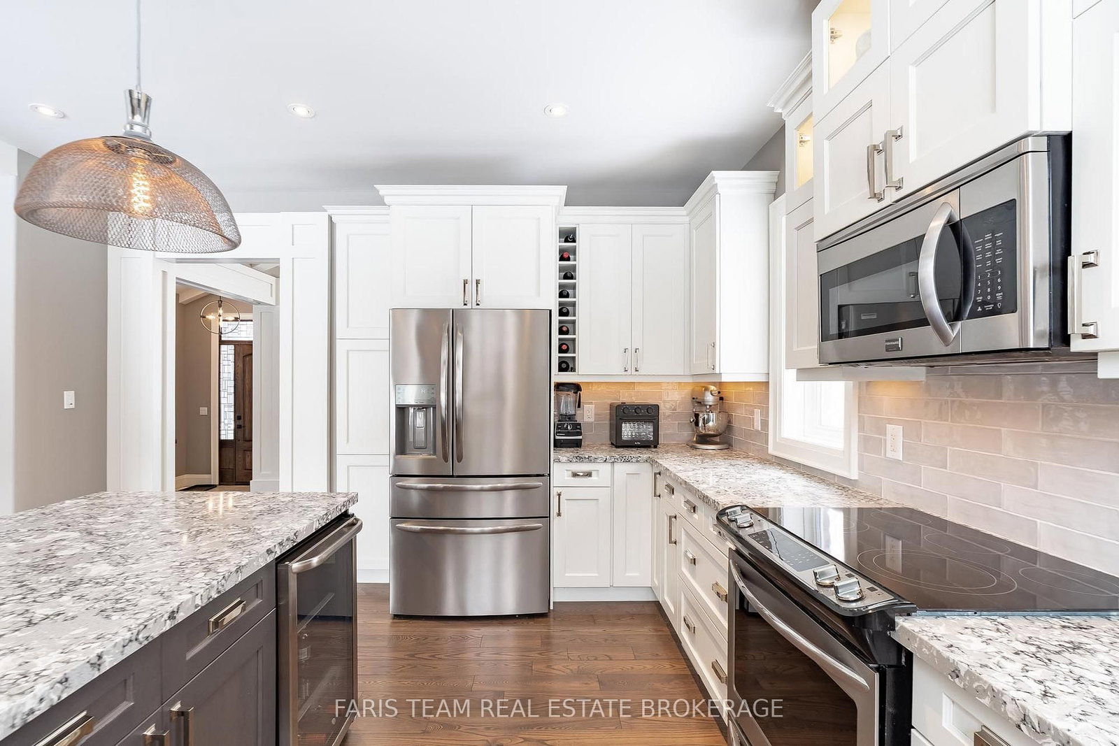 142 Mennill Drive • Springwater, ON photo 10