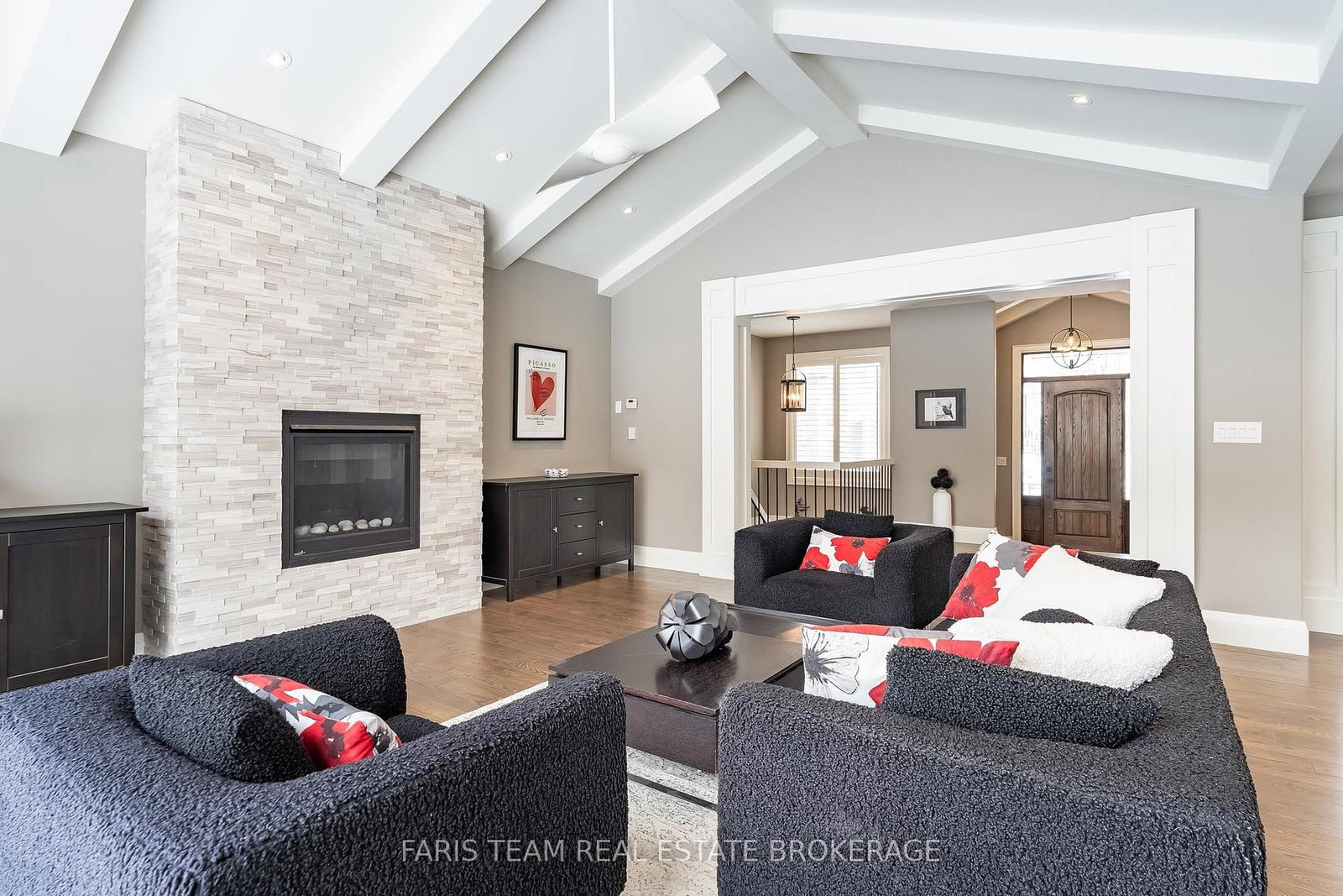142 Mennill Drive • Springwater, ON photo 15