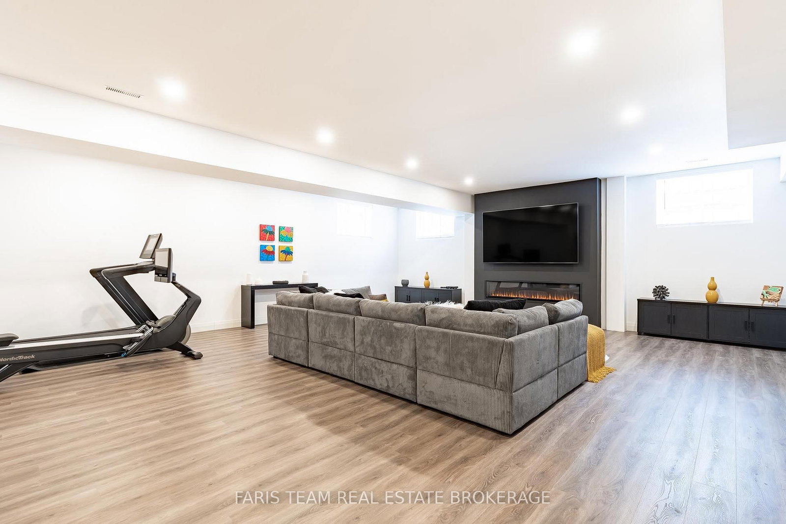 142 Mennill Drive • Springwater, ON photo 27