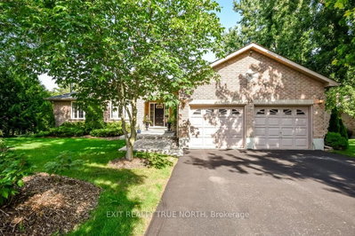 Detached House for sale at 28 Nicholson Crescent, Springwater, Ontario, L9X 0G9 - Snow Valley - MLS: S13249634