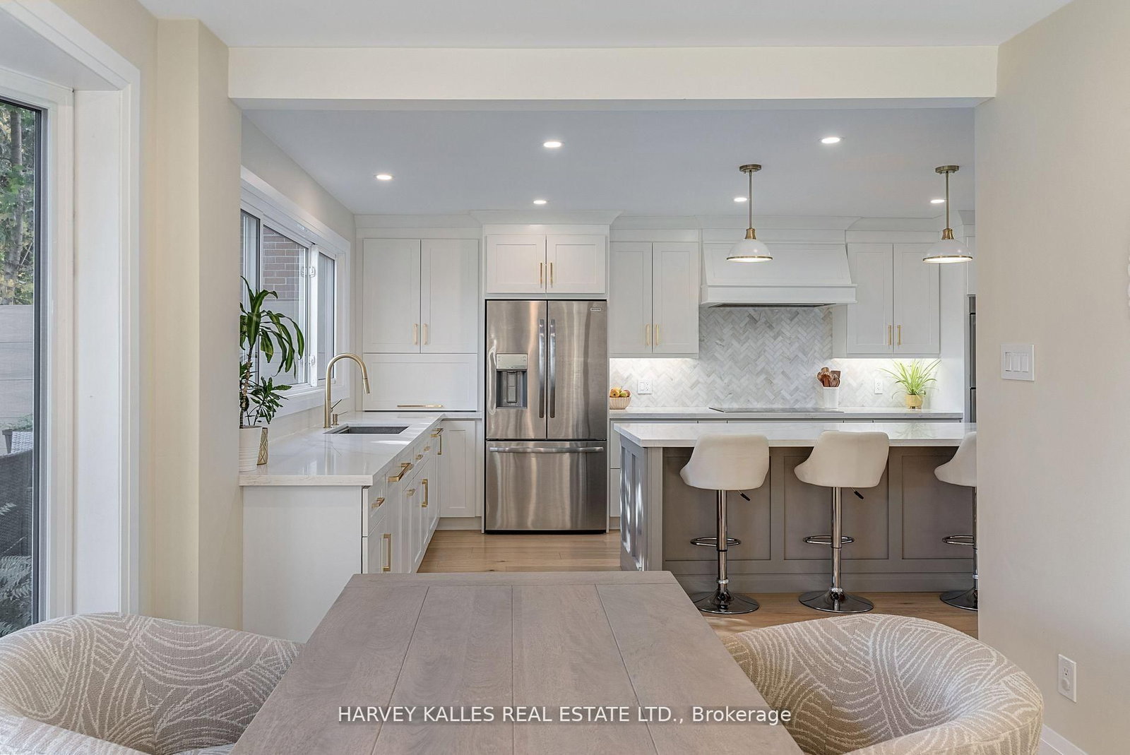65 Shanty Bay Road • Barrie, ON photo 4