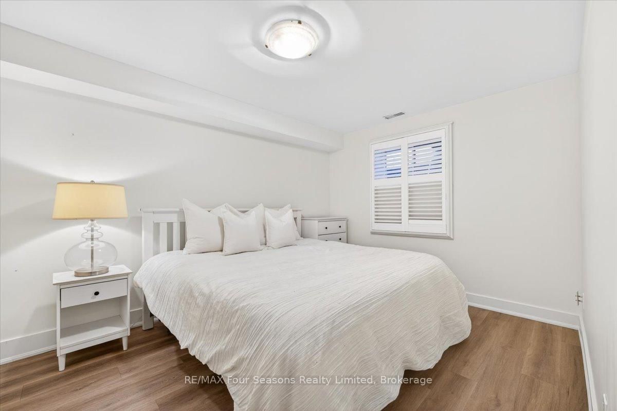 98 Huron Street • Collingwood, ON photo 26
