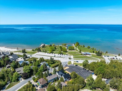98 Huron Street • Collingwood, ON photo 3