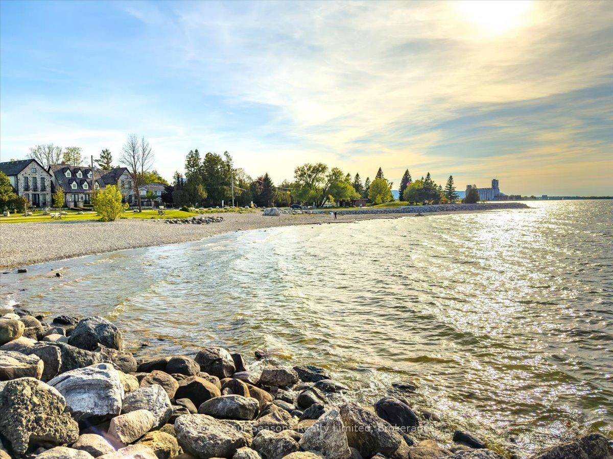 98 Huron Street • Collingwood, ON photo 34