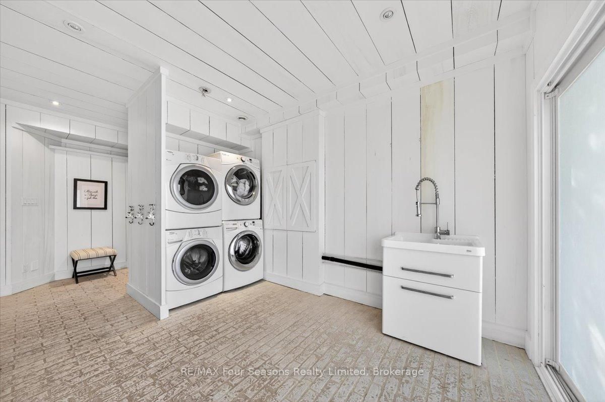 98 Huron Street • Collingwood, ON photo 43