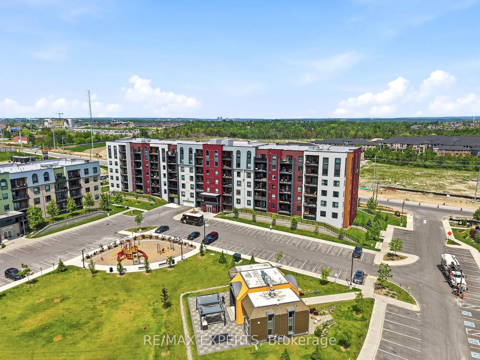 4 Spice Way • #103 • Barrie, ON photo 1