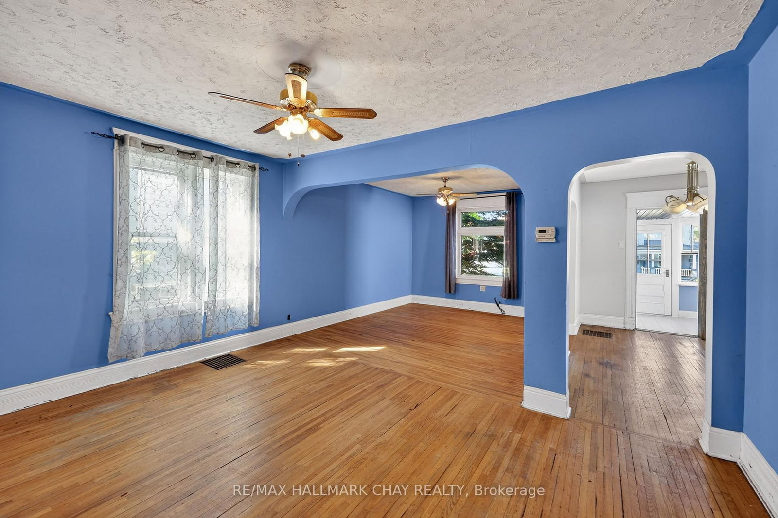 23 Maria Street • Penetanguishene, ON photo 6