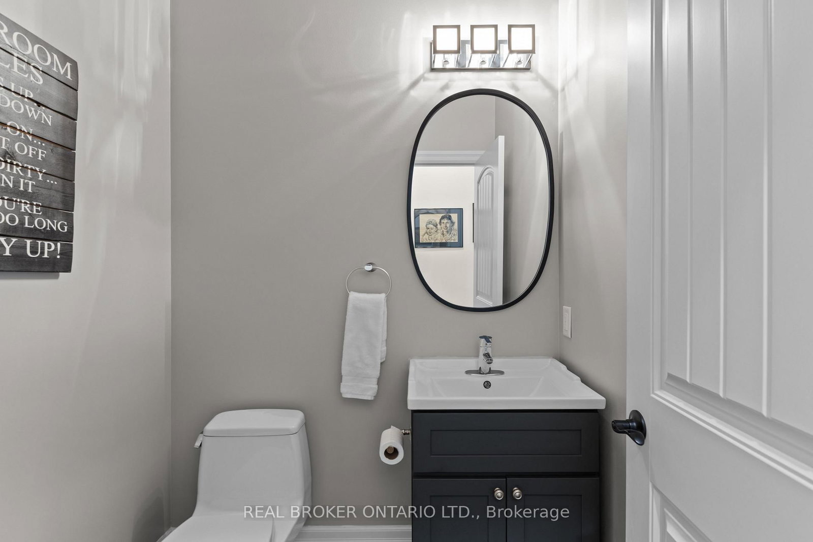 49 Sydenham Trail W • Clearview, ON photo 17