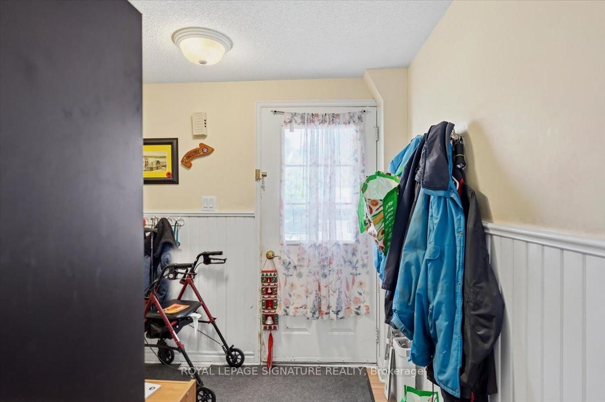 54 Scott Crescent • Barrie, ON photo 11