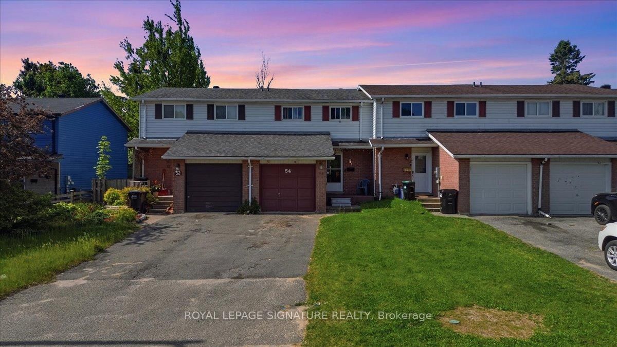 54 Scott Crescent • Barrie, ON photo 3