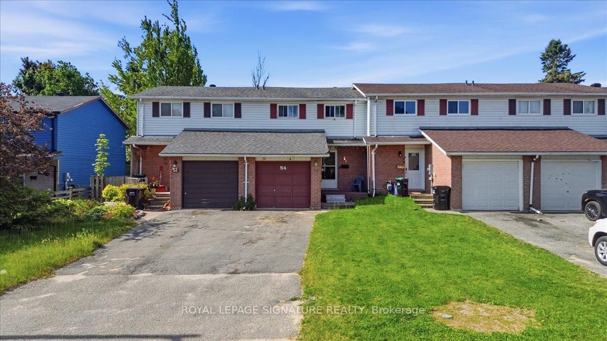 54 Scott Crescent • Barrie, ON photo 4