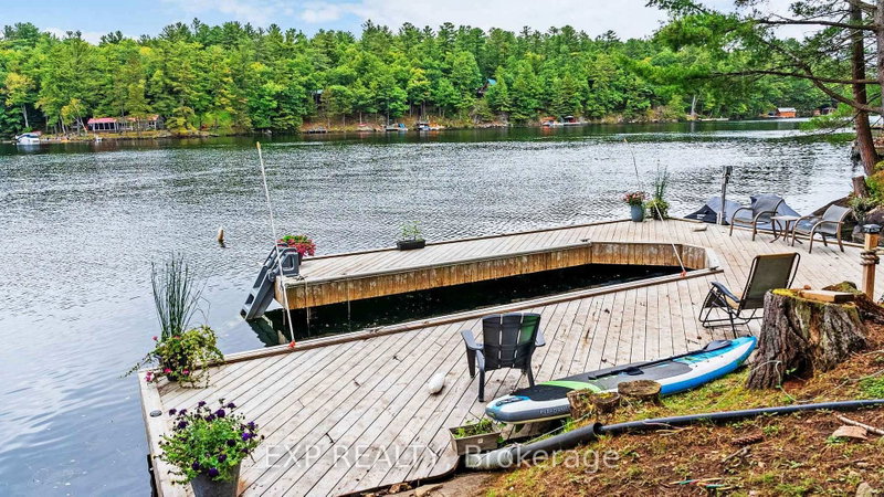 3413 FLAT RAPIDS Lane