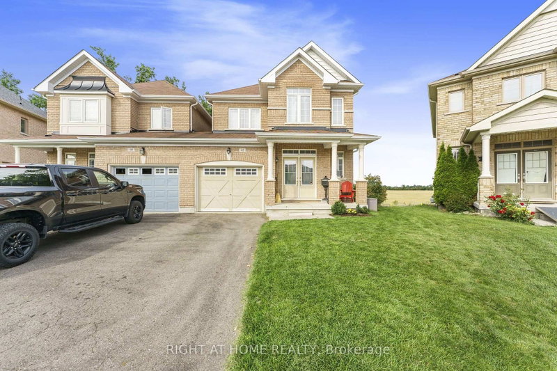 home for lease on 42 Forsyth Crescent
