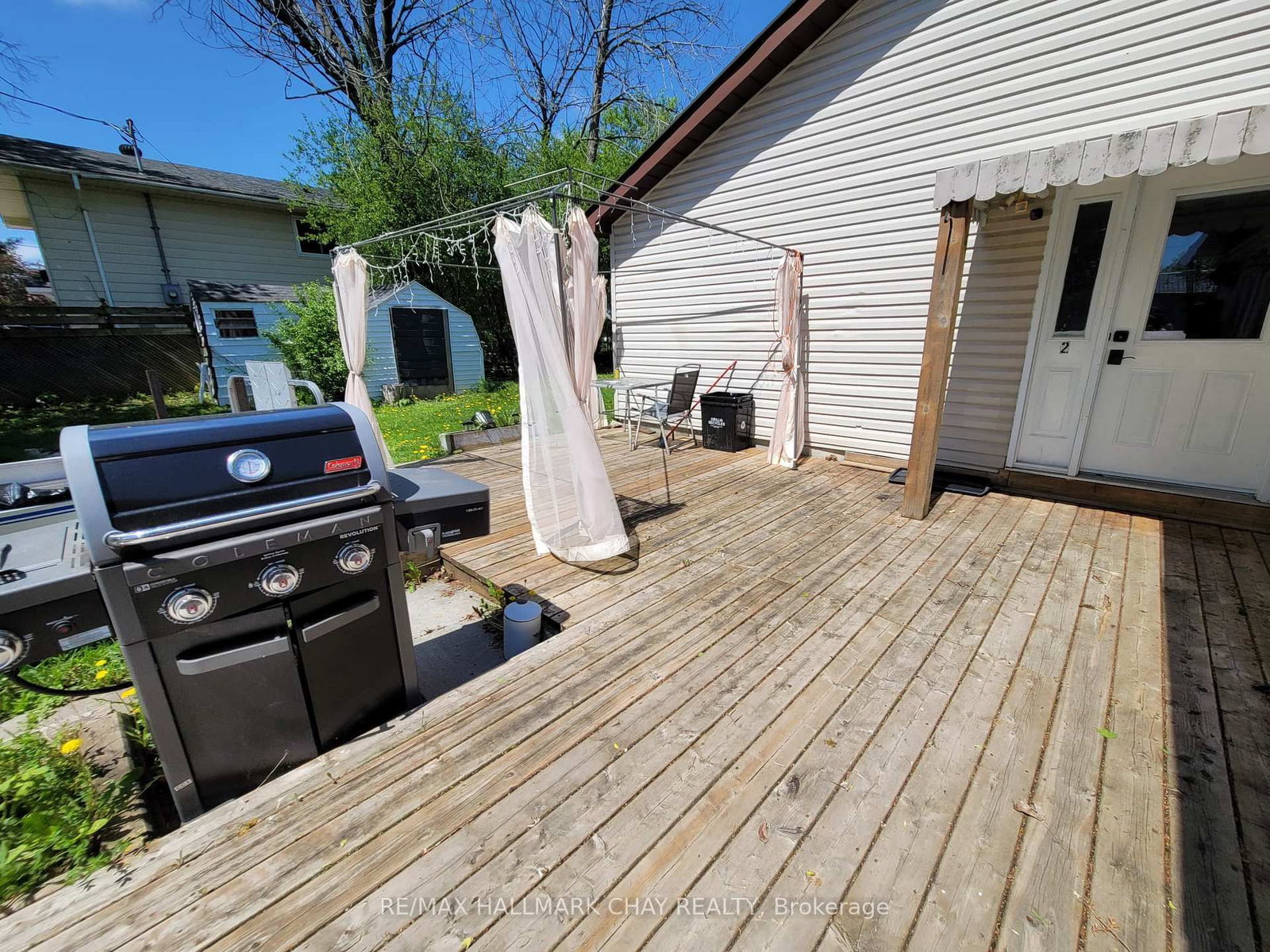 405 FOREST Avenue S • Orillia, ON photo 3