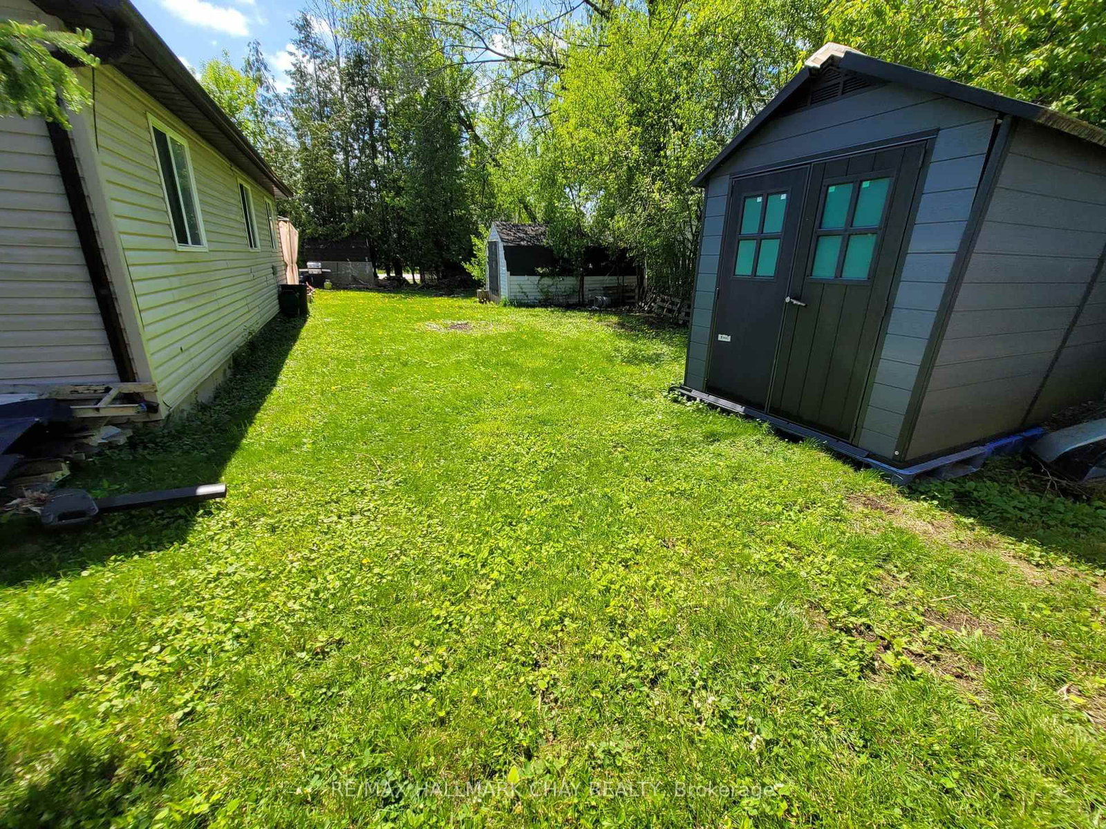 405 FOREST Avenue S • Orillia, ON photo 4