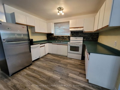 405 FOREST Avenue S • Orillia, ON photo 8