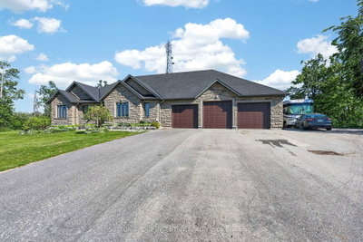 15 Caldwell Drive • Oro-Medonte, ON photo 3