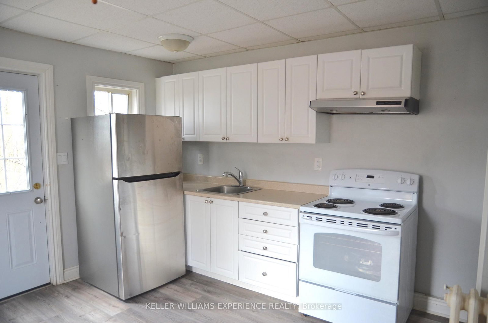 116 Maple Avenue • Barrie, ON photo 13