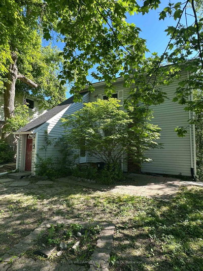 116 Maple Avenue • Barrie, ON photo 2