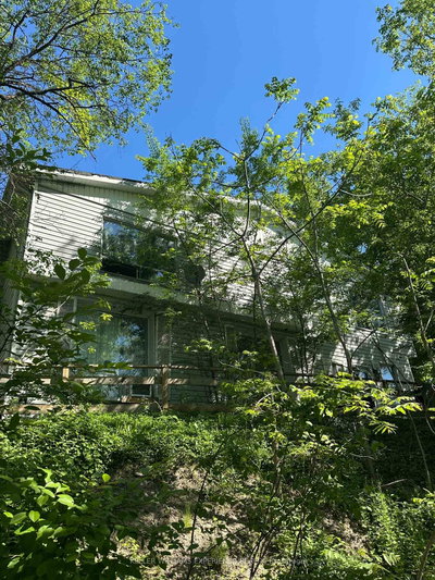 116 Maple Avenue • Barrie, ON photo 4