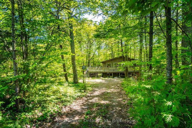 208 Desroches Trail