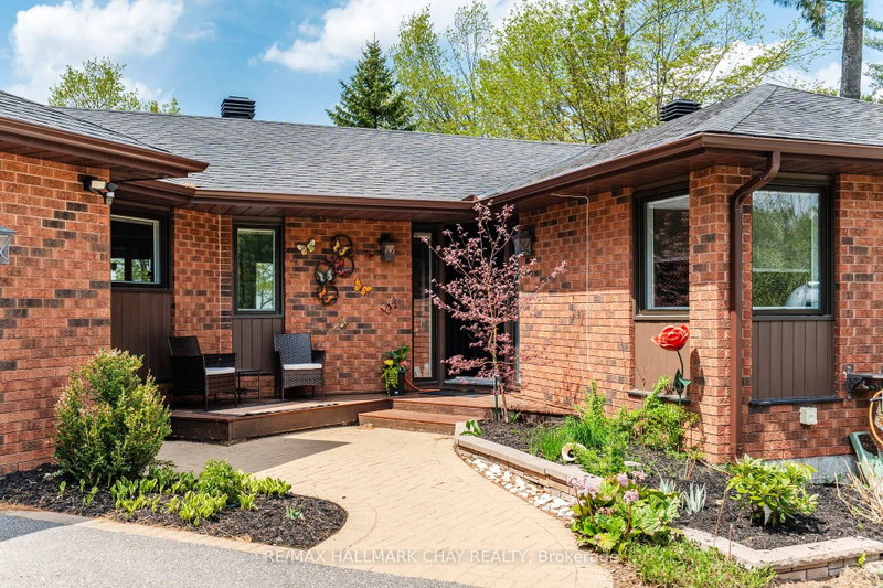 16 Highland Drive