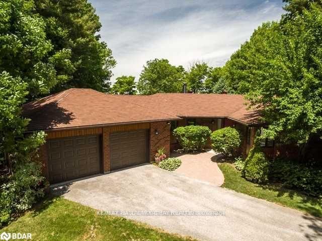 16 Highland Drive