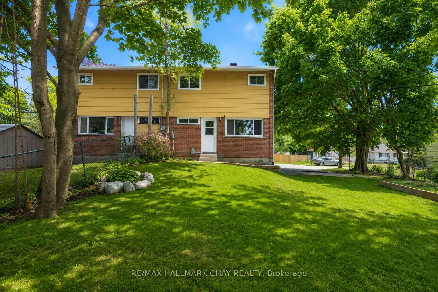 308 Hilda Street • Orillia, ON photo 7