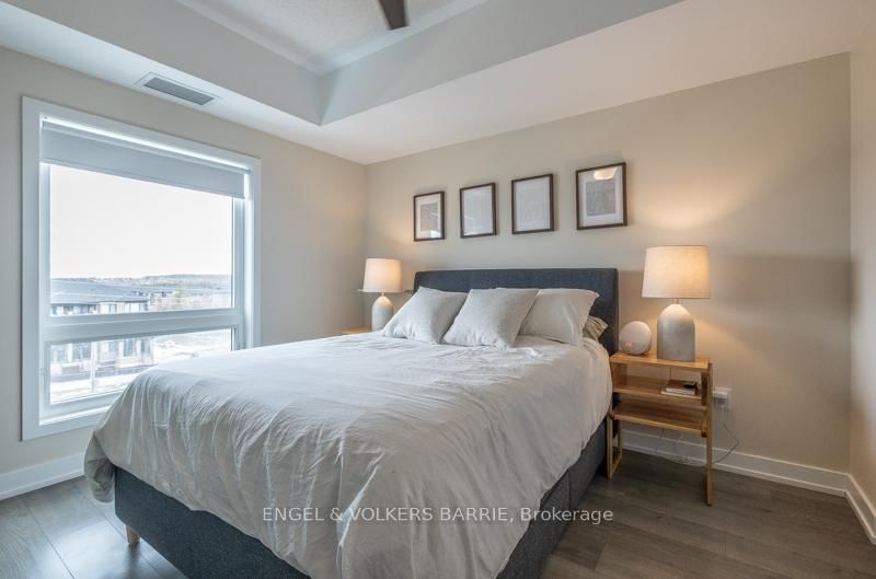 4 Spice Way • #312 • Barrie, ON photo 12