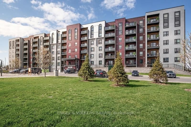 4 Spice Way • #312 • Barrie, ON photo 2