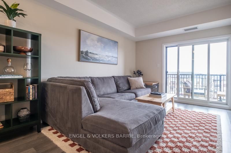 4 Spice Way • #312 • Barrie, ON photo 6