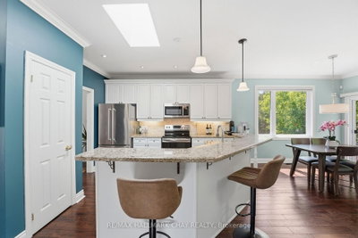 50 Thicketwood Avenue • Barrie, ON photo 6