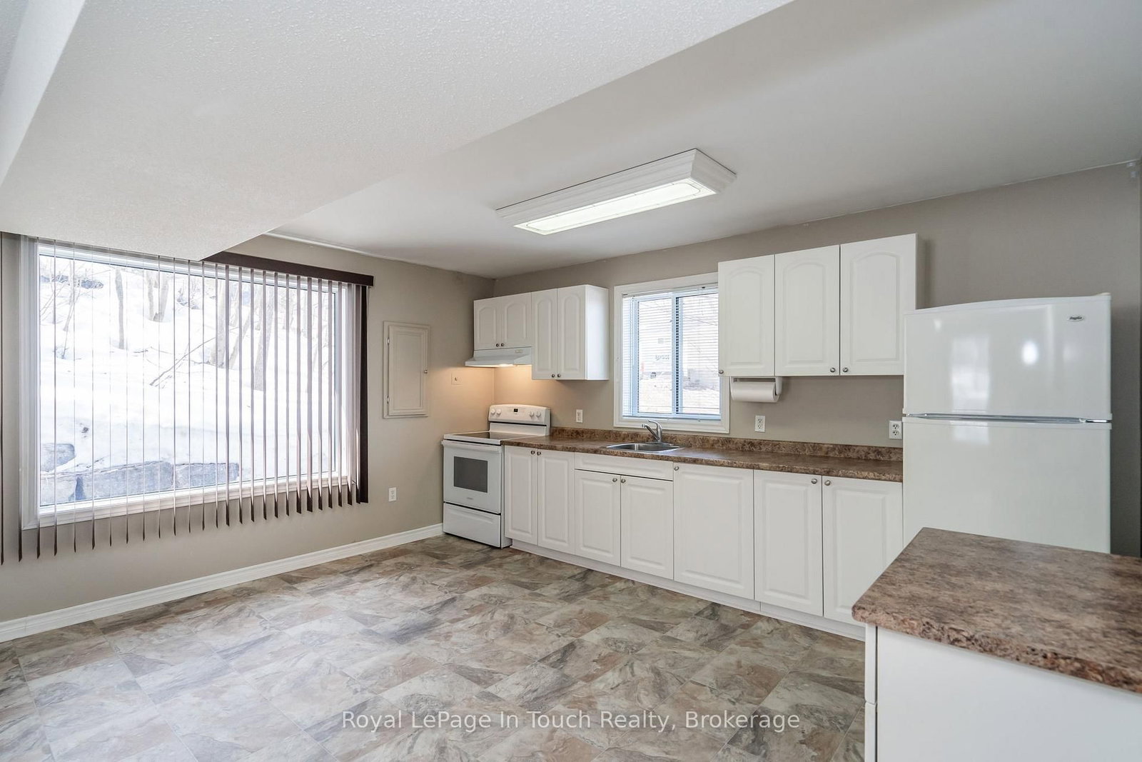 679 Montreal Street • Midland, ON photo 21